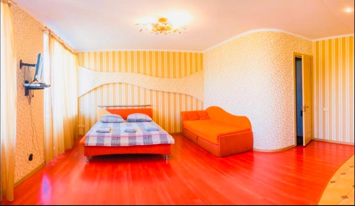 Red Apartment 2019 Very Centre Cherson Buitenkant foto